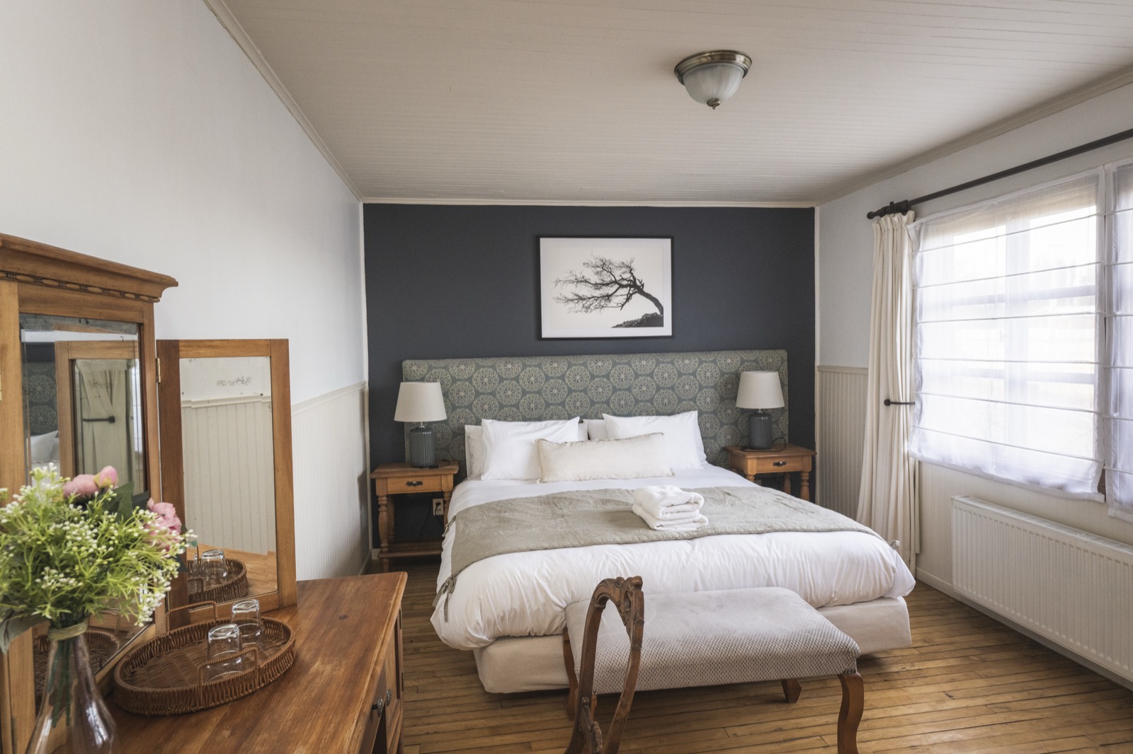 Plaza room: snug, restful, with calm understated décor